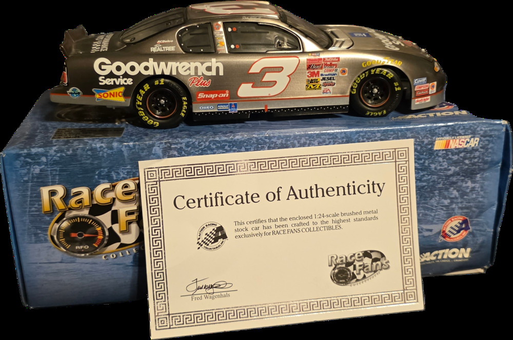 Dale Earnhardt #3 Goodwrench 2001 Monte Carlo Brushed Metal 1:24 Action 1/3504